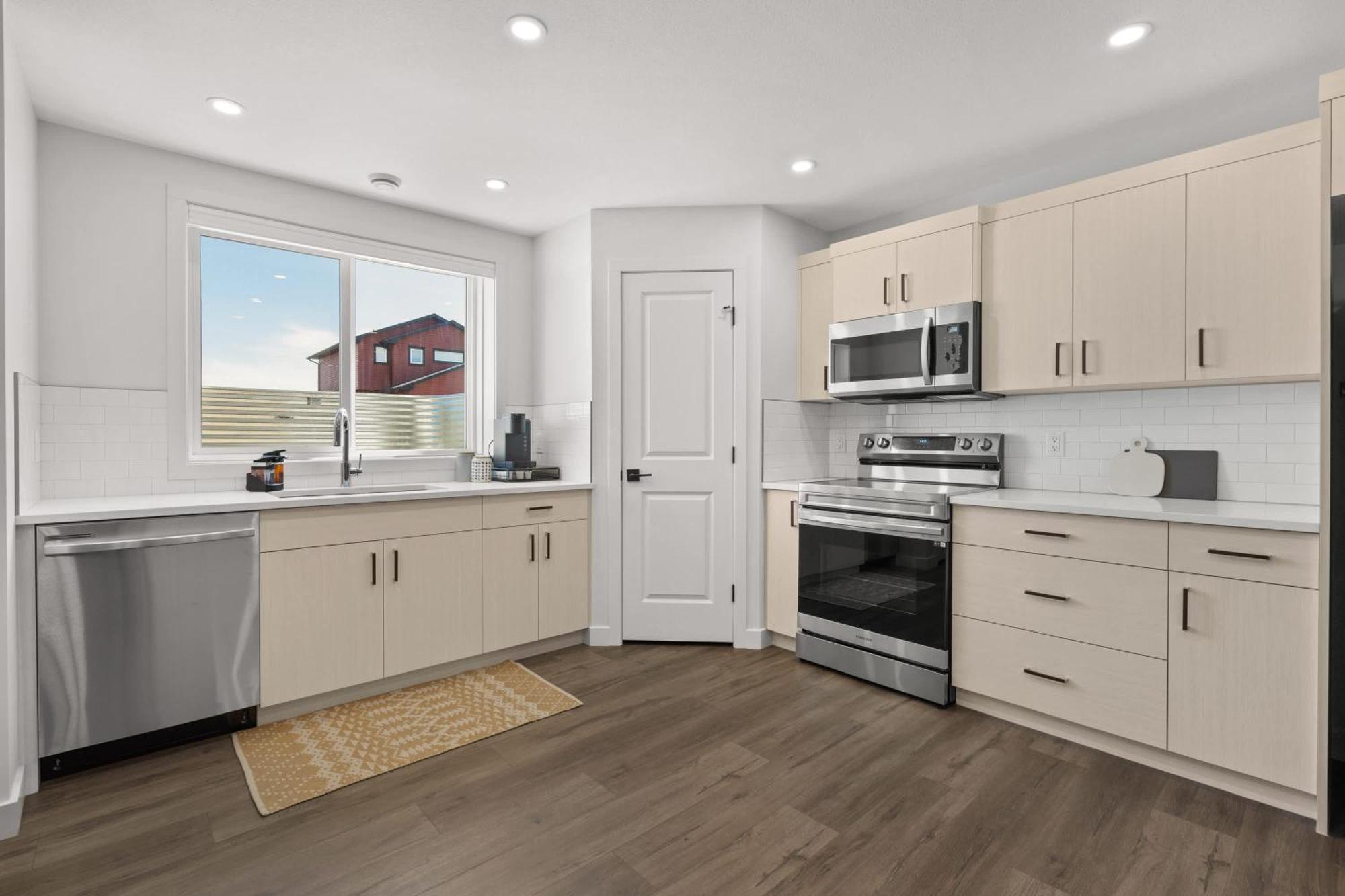 Livingston Way I Sleep 6 I Netflix I Kitchen I Tv Villa Pincher Creek Eksteriør billede